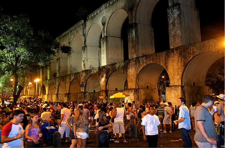 Lapa at night